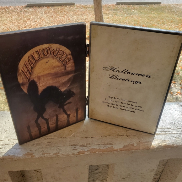 Classy Wood Halloween Decoration 🎃 - Picture 4 of 7